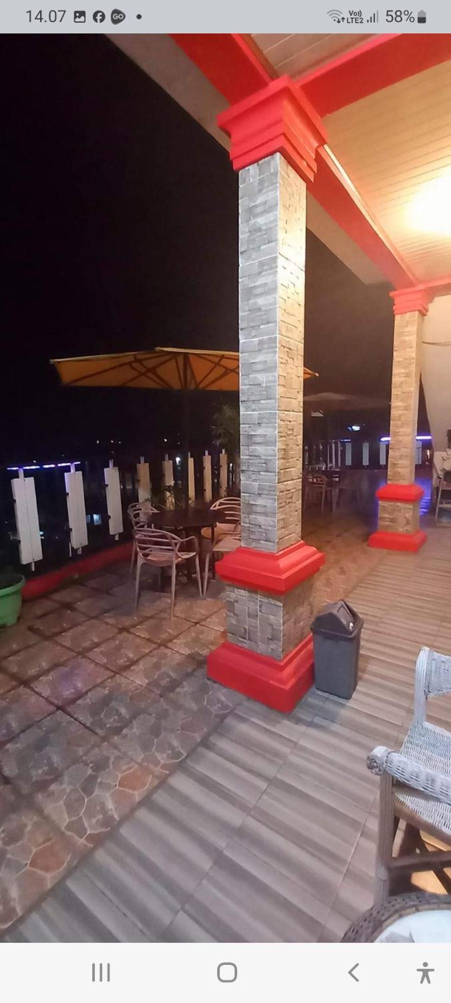 בראסטגי Welcome To Wisma Sunrise Guest House 10 Minutes By Walking To The Big Fruit Market מראה חיצוני תמונה